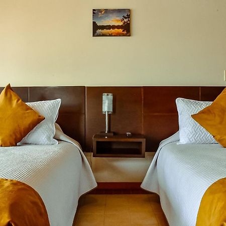 Hotel Villa Vianney Пайпа Екстериор снимка