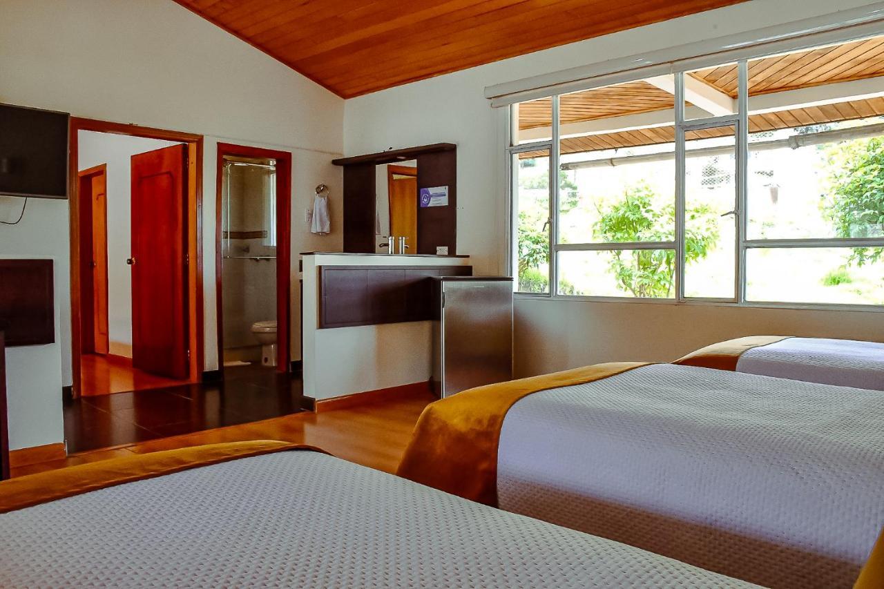 Hotel Villa Vianney Пайпа Екстериор снимка